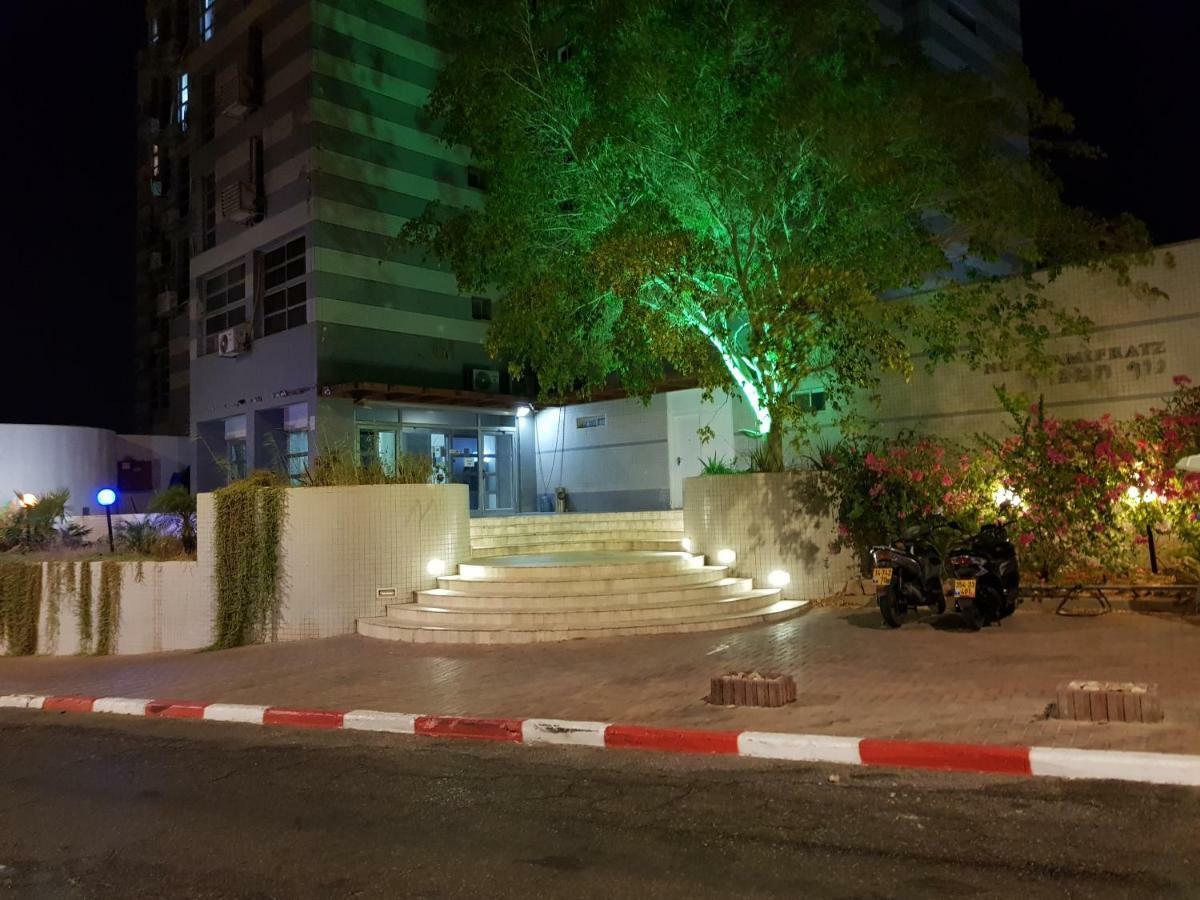 Danny'S Place Eilat Apartment Exterior photo